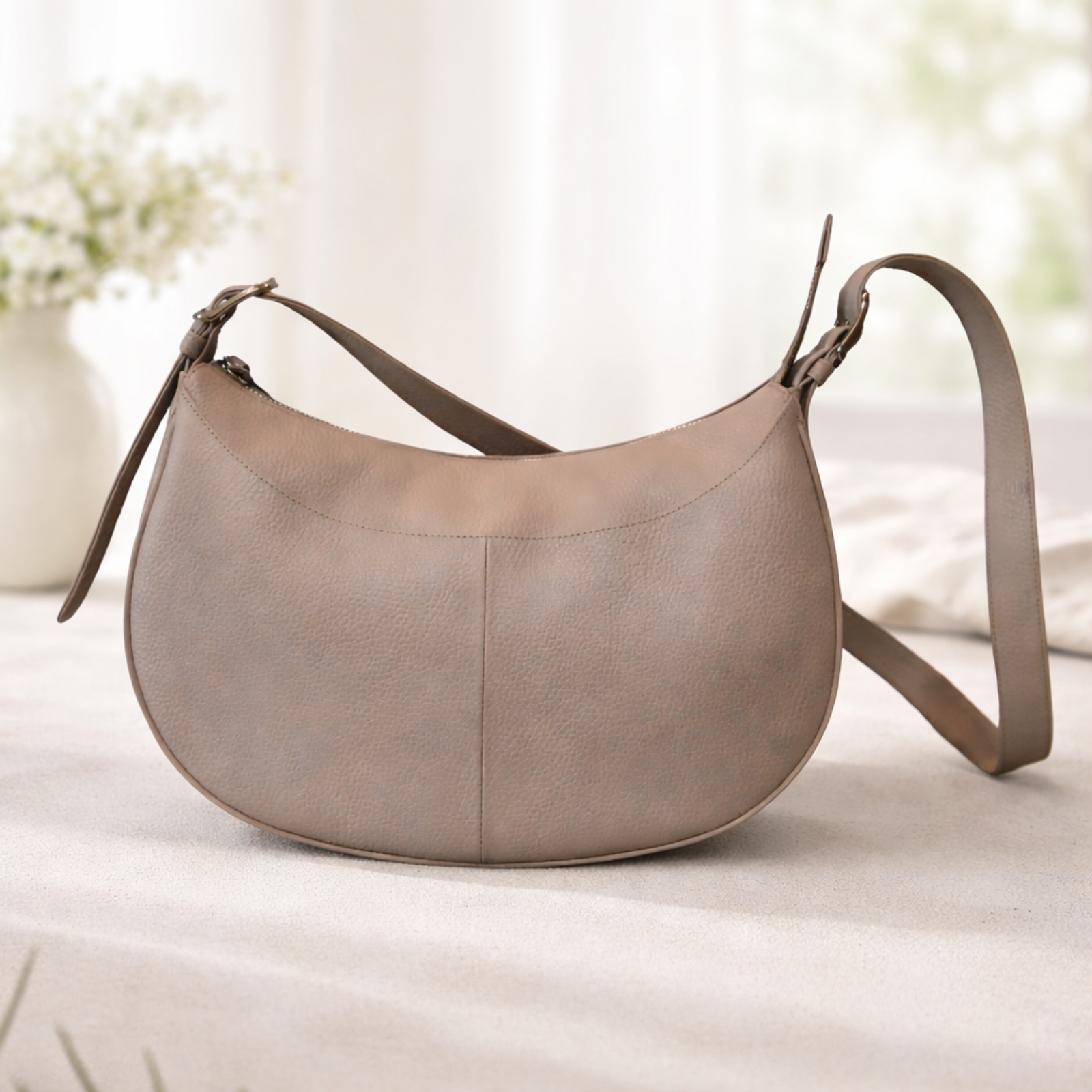 ニップ　ショルダーバッグ